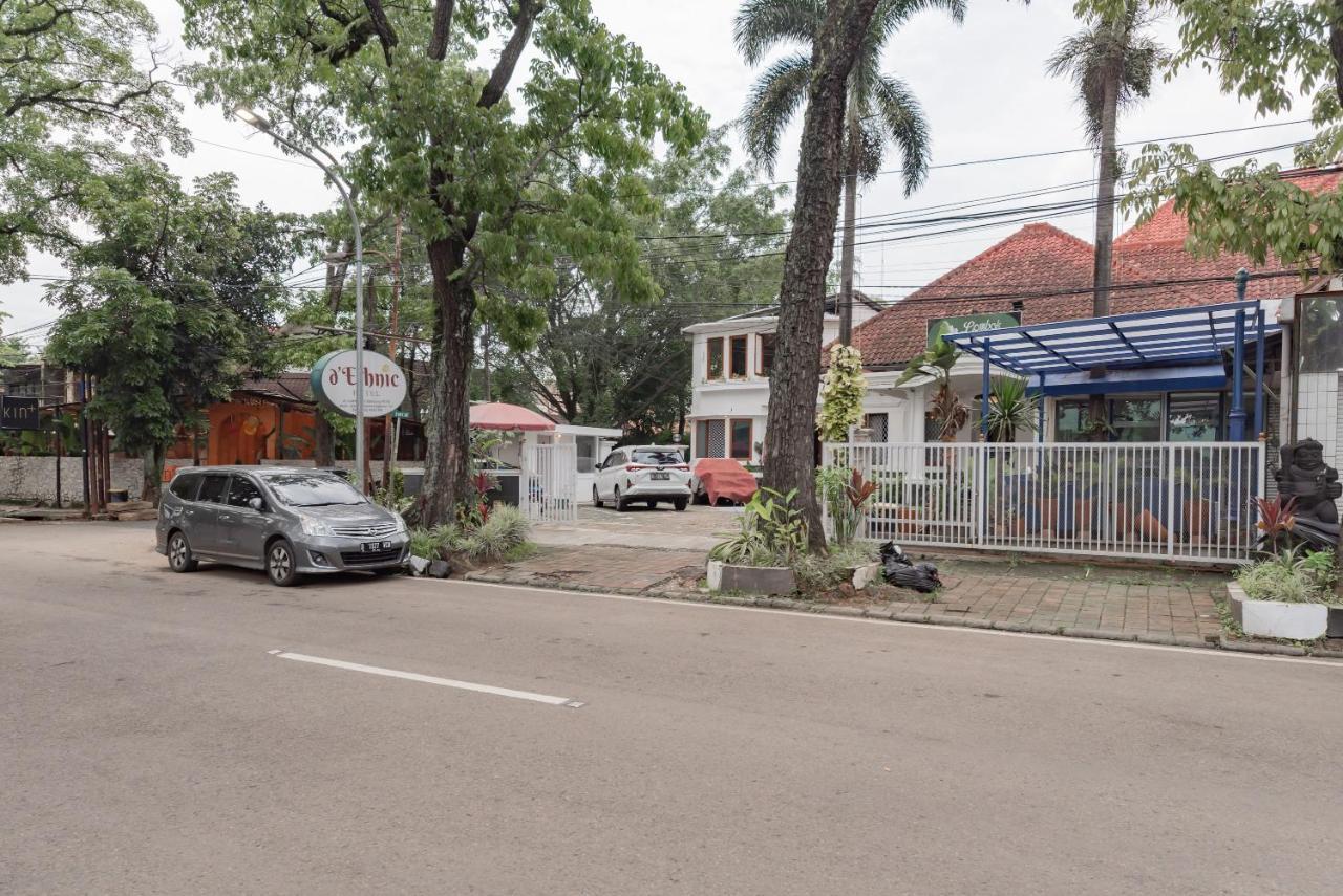 Hotel O Bandung Near Stadion Siliwangi Formerly The Ethnic Hotel בנדונג מראה חיצוני תמונה