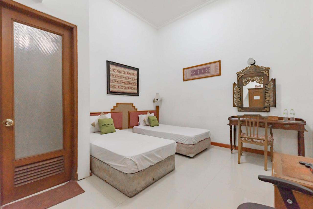 Hotel O Bandung Near Stadion Siliwangi Formerly The Ethnic Hotel בנדונג מראה חיצוני תמונה