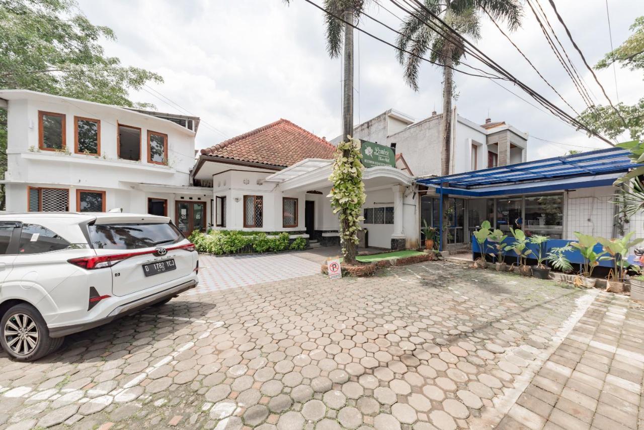 Hotel O Bandung Near Stadion Siliwangi Formerly The Ethnic Hotel בנדונג מראה חיצוני תמונה