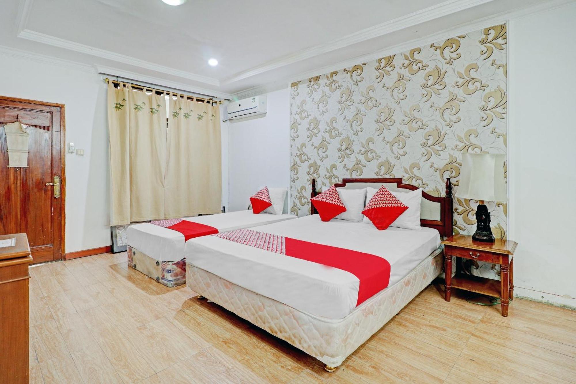 Hotel O Bandung Near Stadion Siliwangi Formerly The Ethnic Hotel בנדונג מראה חיצוני תמונה