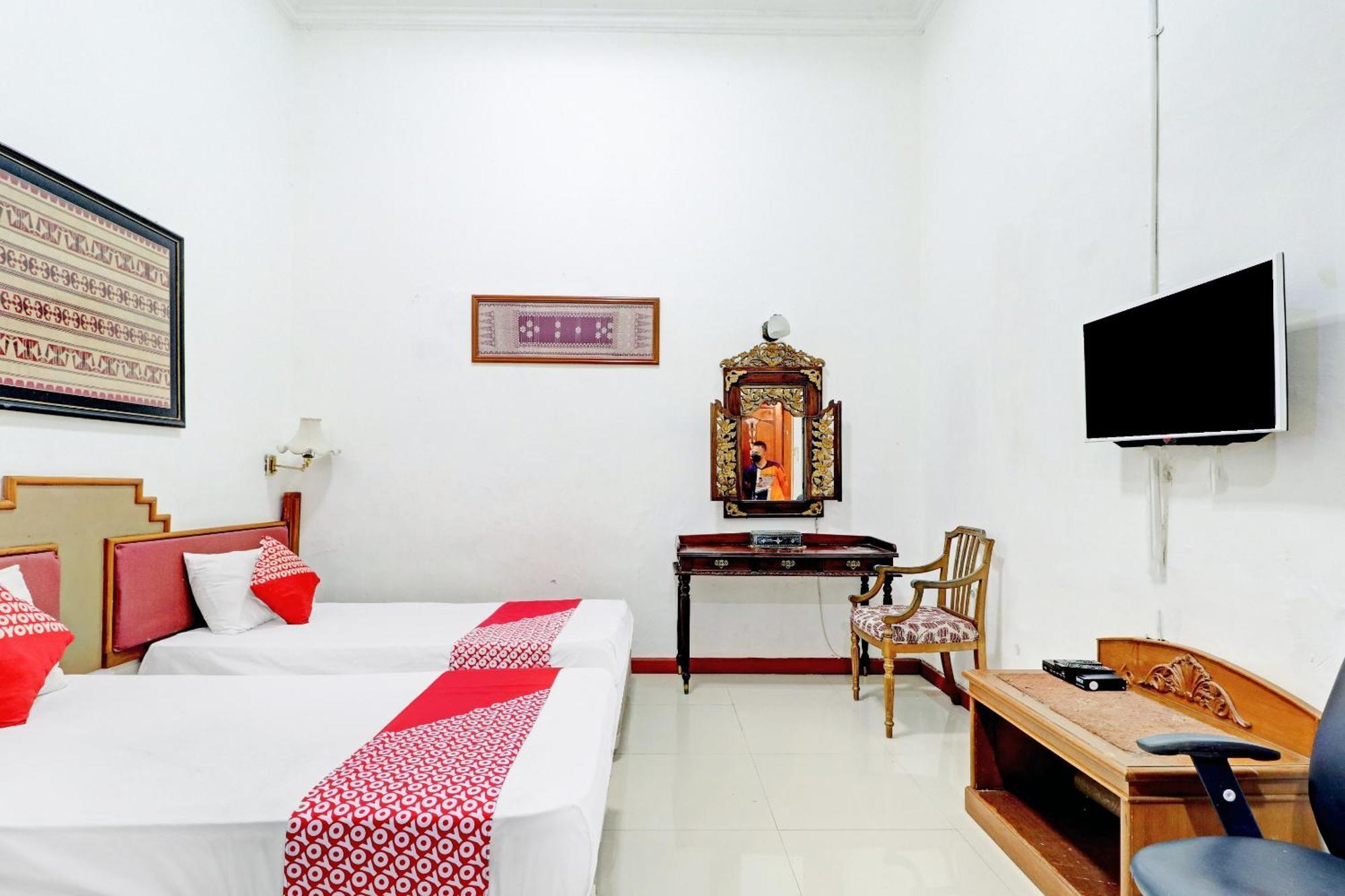 Hotel O Bandung Near Stadion Siliwangi Formerly The Ethnic Hotel בנדונג מראה חיצוני תמונה