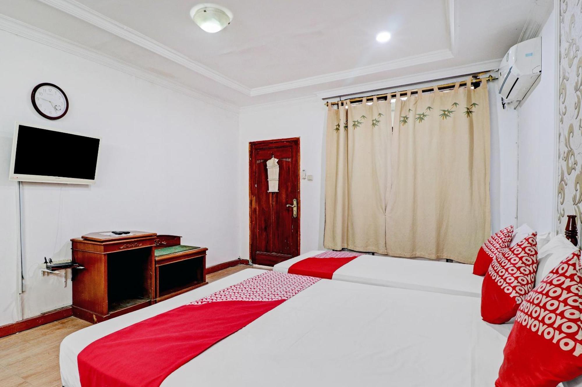 Hotel O Bandung Near Stadion Siliwangi Formerly The Ethnic Hotel בנדונג מראה חיצוני תמונה