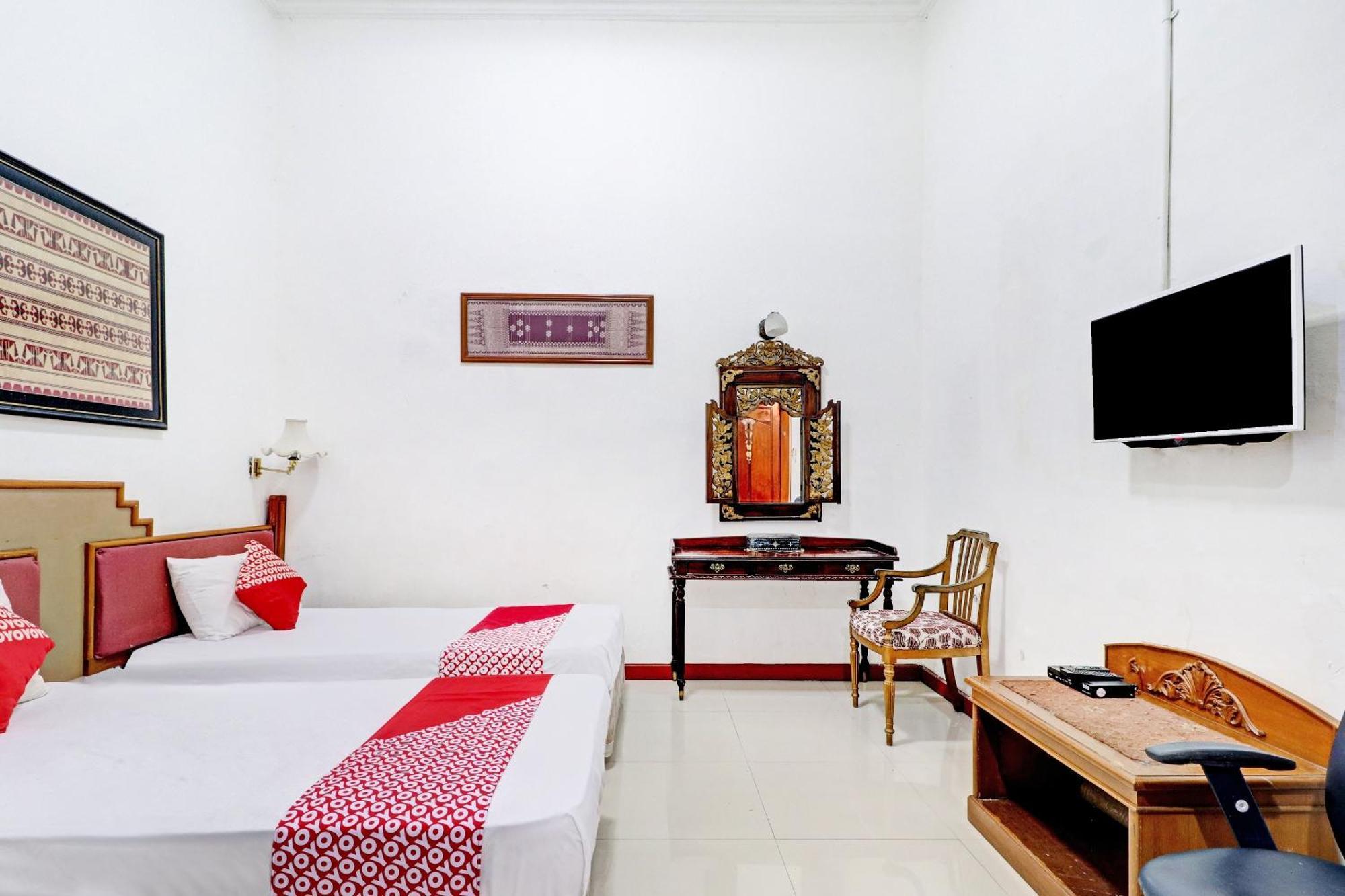 Hotel O Bandung Near Stadion Siliwangi Formerly The Ethnic Hotel בנדונג מראה חיצוני תמונה