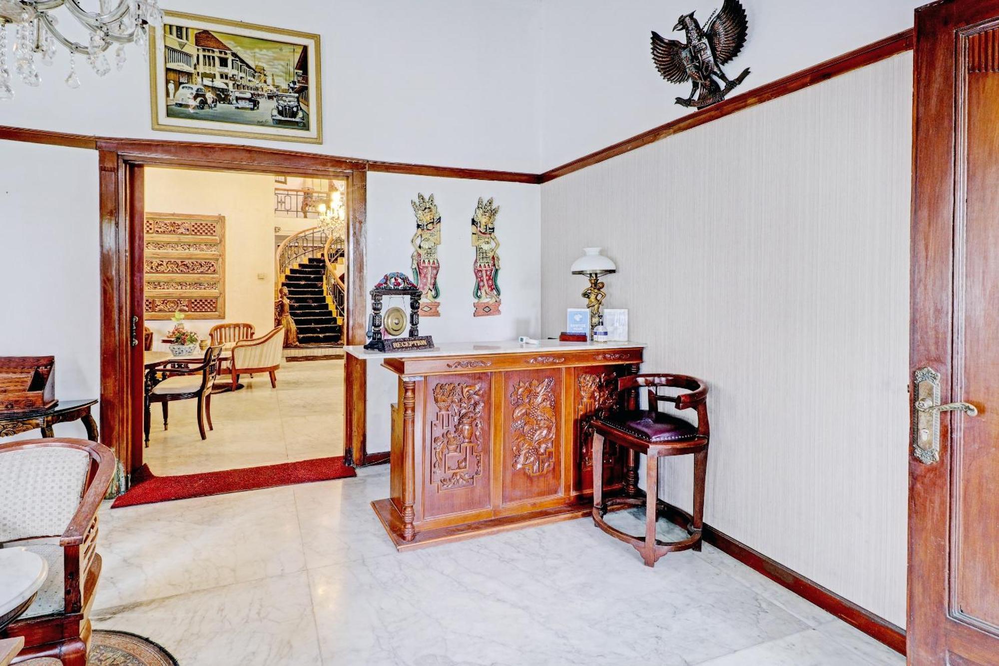 Hotel O Bandung Near Stadion Siliwangi Formerly The Ethnic Hotel בנדונג מראה חיצוני תמונה